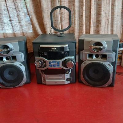 RCA RS2675A Compact Audio System with Speakers and Antenna