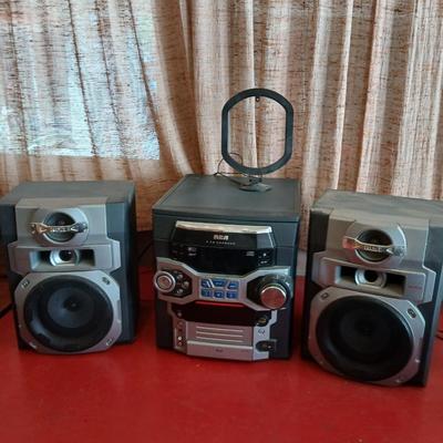 RCA RS2675A Compact Audio System with Speakers and Antenna