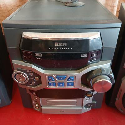RCA RS2675A Compact Audio System with Speakers and Antenna