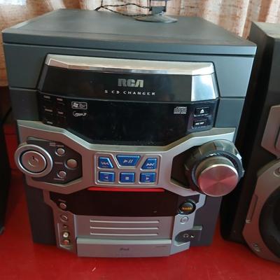 RCA RS2675A Compact Audio System with Speakers and Antenna