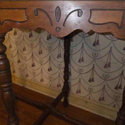 End table