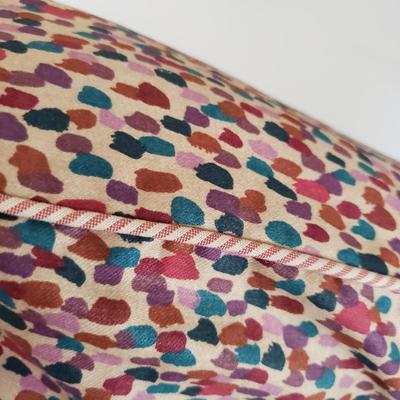 14 Decorative Throw Pillows (BR3-KD)