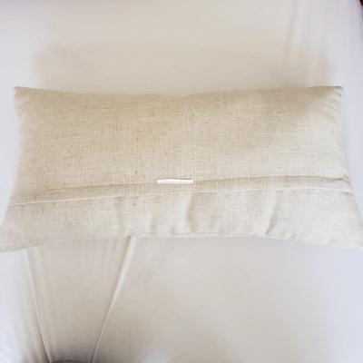 14 Decorative Throw Pillows (BR3-KD)