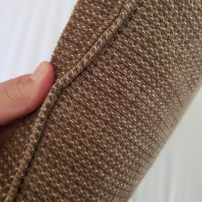 14 Decorative Throw Pillows (BR3-KD)