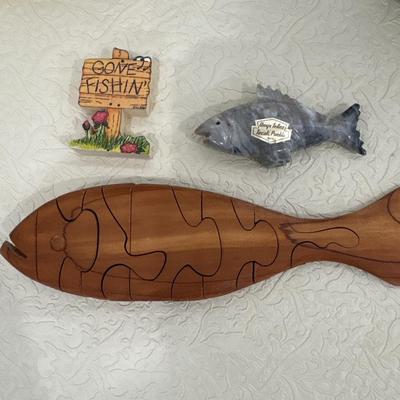 Vintage fish S&P shakers plus wood puzzle
