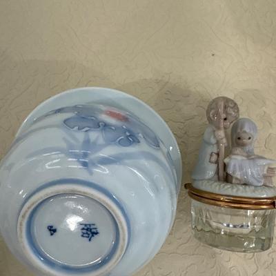 Oil lamp, trinket boxes, and more