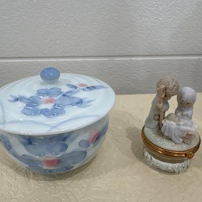 Oil lamp, trinket boxes, and more