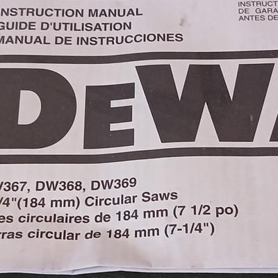 DeWalt DW367 7-1/4" Circular Saw with Box & Manual