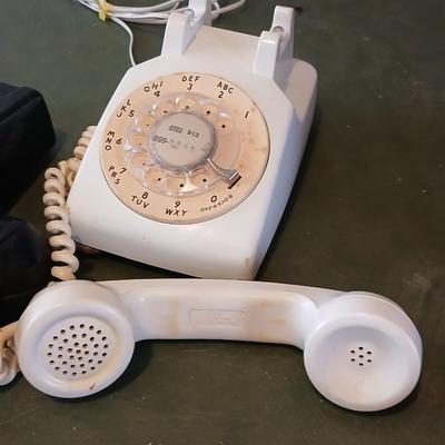 Vintage Rotary Telephone Lot – Black & White Bell System Phones