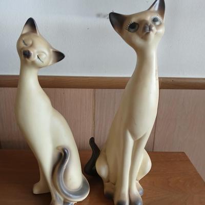 Vintage Mid-Century Siamese Cat Figurines – Japan, Tall Pair