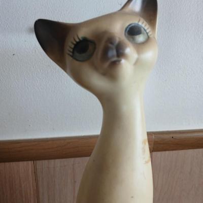 Vintage Mid-Century Siamese Cat Figurines – Japan, Tall Pair
