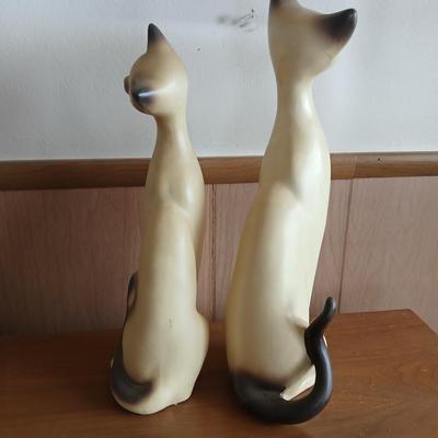 Vintage Mid-Century Siamese Cat Figurines – Japan, Tall Pair