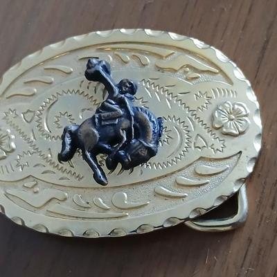 Decorative Keepsake Box / Jewlery box with 2 Belt Buckles – Western & Safety Award and a pocketknife