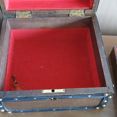 Decorative Keepsake Box / Jewlery box with 2 Belt Buckles – Western & Safety Award and a pocketknife