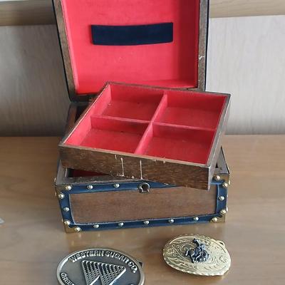 Decorative Keepsake Box / Jewlery box with 2 Belt Buckles – Western & Safety Award and a pocketknife