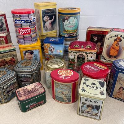 Tins with tote