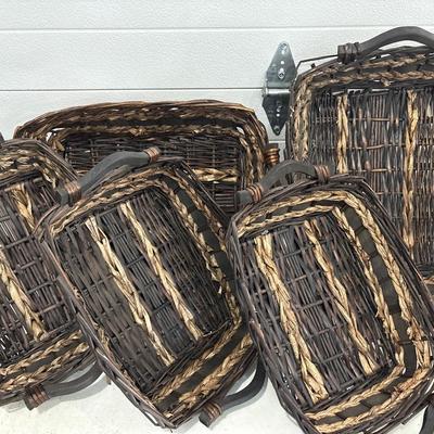 5 baskets