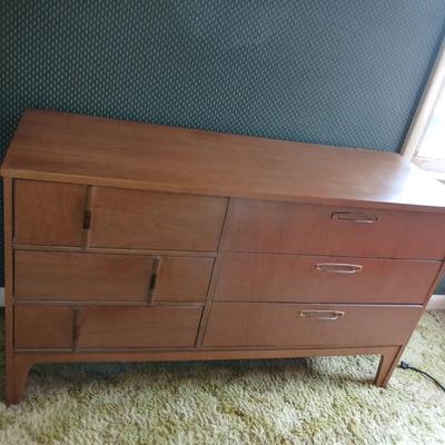 Mid-Century Haddon Hall Bedroom Set – Dresser