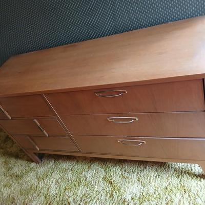 Mid-Century Haddon Hall Bedroom Set – Dresser