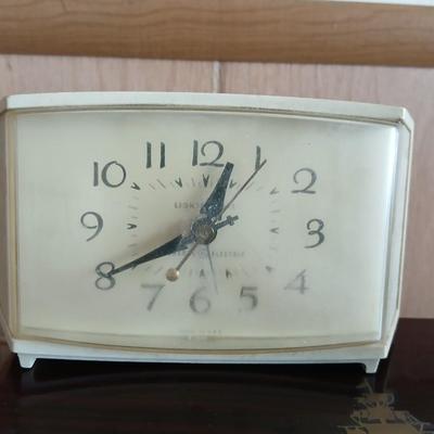 Vintage Decor Lot – Clocks, Cigar Box, English Leather Gift Set wooden box & More