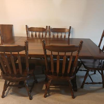 Solid Wood Dining Table with 8 Matching Spindle-Back Chairs and two leaves