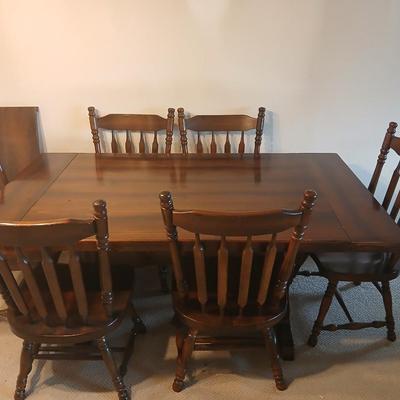 Solid Wood Dining Table with 8 Matching Spindle-Back Chairs and two leaves