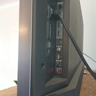 TCL Roku 40" Smart HDTV (Model 40FS3800)