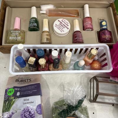 Spa & wellness lot with tote