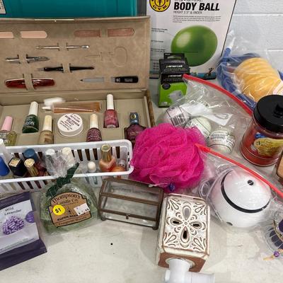 Spa & wellness lot with tote