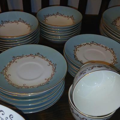 Vintage Lifetime China Co. Semi-Vitreous "Gold Crown" China Set – Blue & Gold Scroll Trim (60+ Pieces)