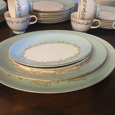 Vintage Lifetime China Co. Semi-Vitreous "Gold Crown" China Set – Blue & Gold Scroll Trim (60+ Pieces)