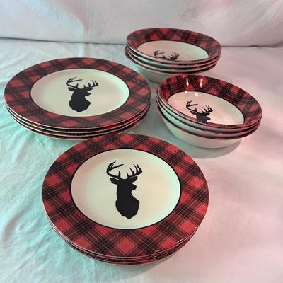 Royal Stafford Tartan Stag Dinnerware Set for Four (PB-RG)