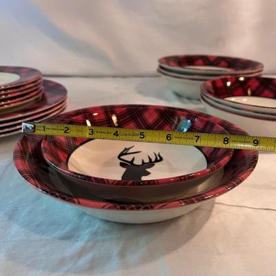 Royal Stafford Tartan Stag Dinnerware Set for Four (PB-RG)