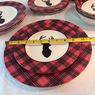Royal Stafford Tartan Stag Dinnerware Set for Four (PB-RG)