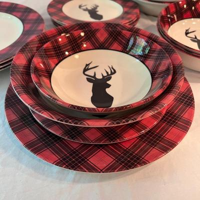 Royal Stafford Tartan Stag Dinnerware Set for Four (PB-RG)