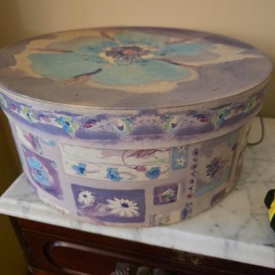 Decorative hat box