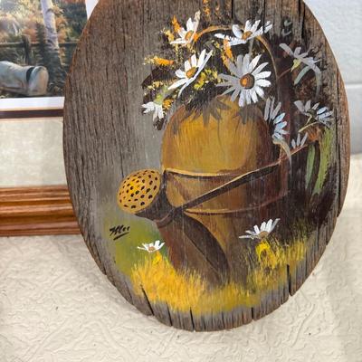 Rustic wall decor & tote