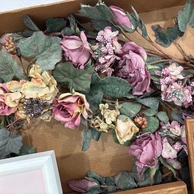 Floral swag & pics