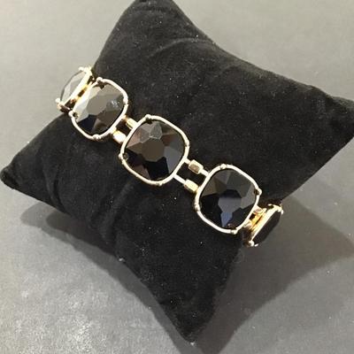 Banana republic, stretchy bracelet, gold tone, with black crystals