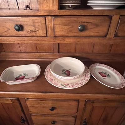 Pfaltzgraff ‘Delicious’ - Large Set of Dinnerware & More (FEC2-RG)