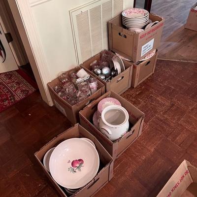 Pfaltzgraff ‘Delicious’ - Large Set of Dinnerware & More (FEC2-RG)