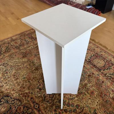 Gorgeous Large Vase with Stand (D-BM)