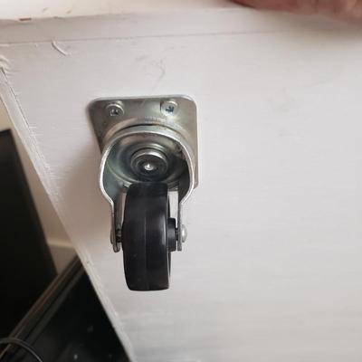 Samsung 21" TV, Two Logitech Keyboards/Mouse and Rolling Storage (BR3-KD)