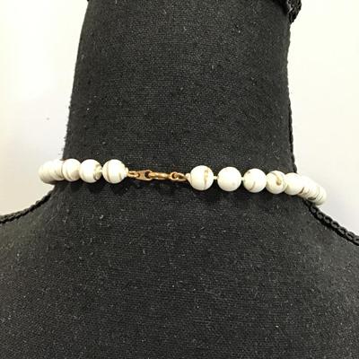 Very nice white beaded fashion, statement necklace