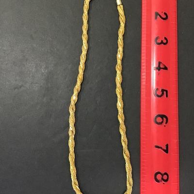Gold tone tube style chain necklace