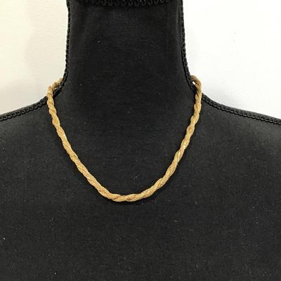 Gold tone tube style chain necklace