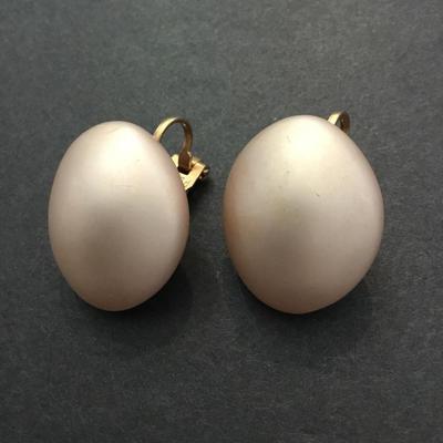 Beautiful vintage satin clip on earrings