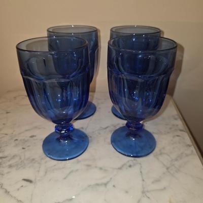 Set of 7 blue goblets