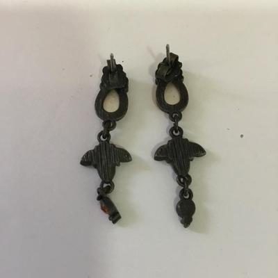 Beautiful antique bronze, toned dangle earrings very beautiful
