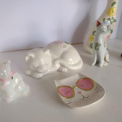 Collection of Ceramic Cat Themed Home Decor Items